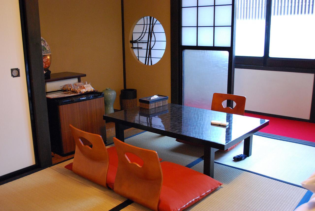 Hida Takayama Relax Hostel Bettei Fuji Eksteriør bilde